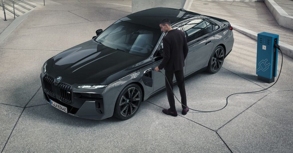 Charging BMW Hybrid Models